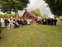 Łebno pamięta: Dąb Pamięci i Obelisk dla Aspiranta Jakuba Napiarały.