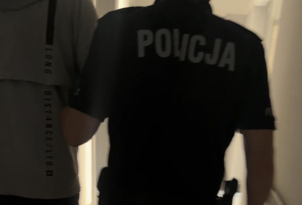 Pijany kierowca w skradzionym aucie na Trasie Kaszubskiej. 