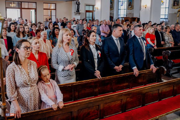 Fotorelacja z obchodów Święta 3 Maja w Szemudzie