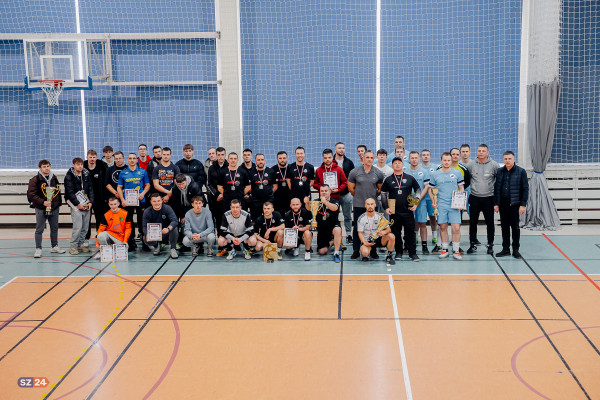 Wielka gala i sportowe emocje – tak kończyliśmy pierwszą Halową Ligę Futsalu Gminy Szemud!