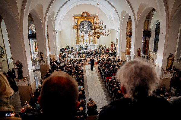 Fotorelacja - Koncert patriotyczny parafia św. Mikołaja w Szemudzie