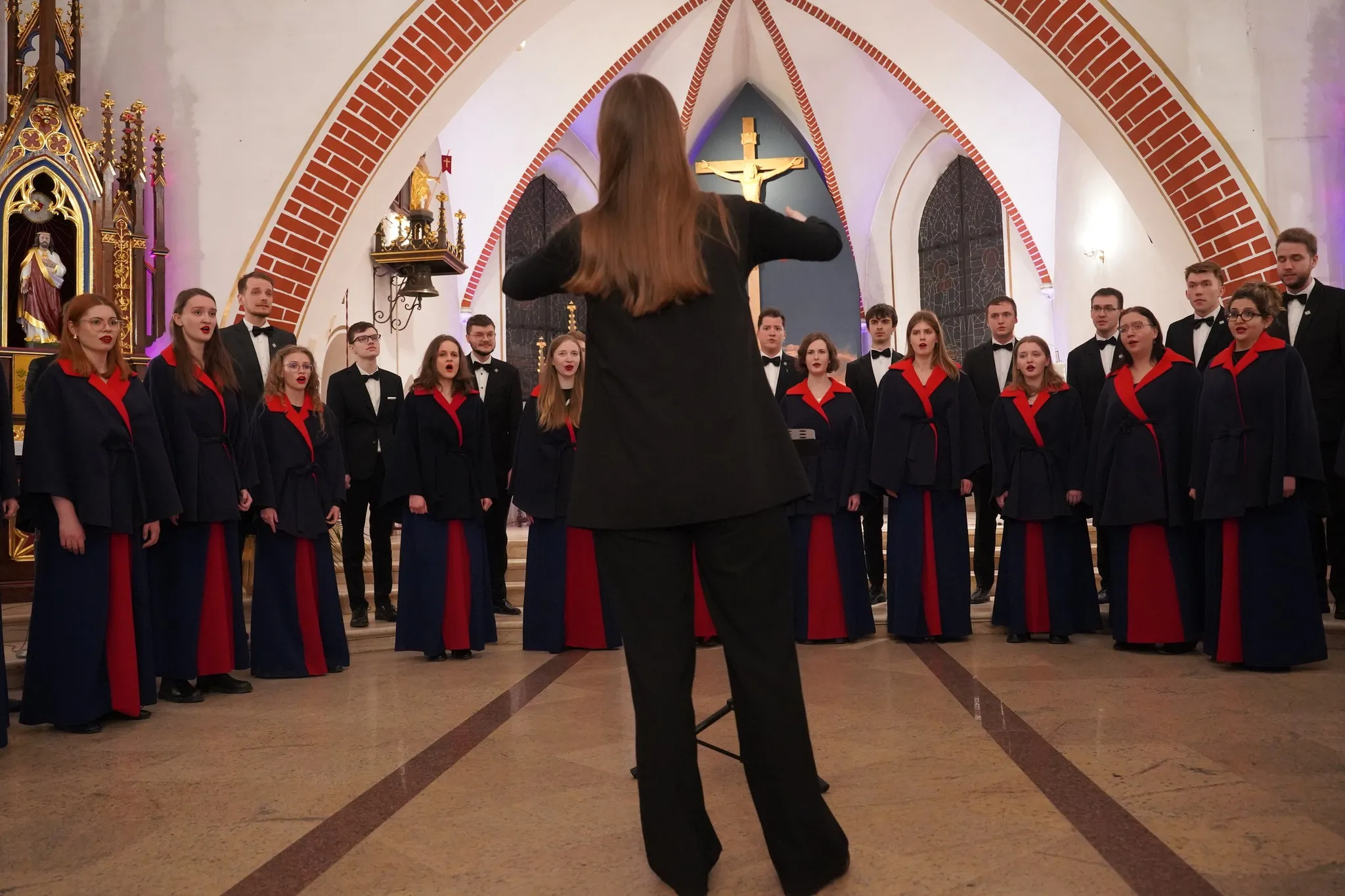 Sukces XVIII edycji festiwalu w Kielnie – zobacz pełną listę laureatów i nagród specjalnych.