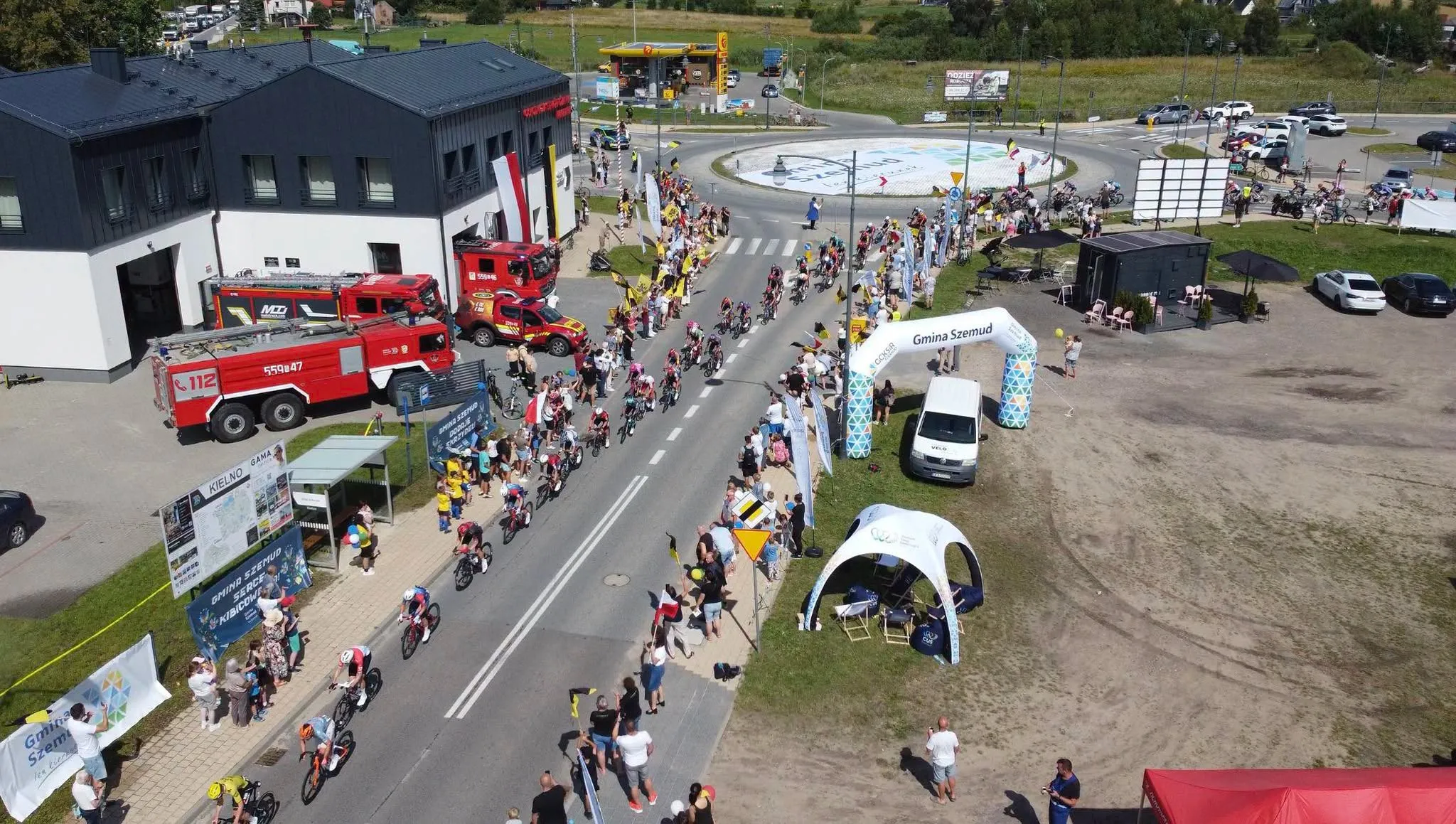 Historyczny poniedziałek w gminie Szemud. 83. Tour de Pologne, strefa kibica i mnóstwo emocji!
