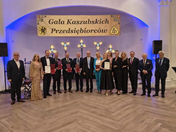 Wójt gminy Szemud Ryszard Kalkowski Ambasadorem Kaszub. 